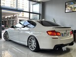 BMW 528-9