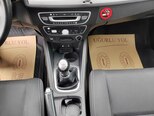 Renault Megane-12