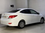 Hyundai Accent-13