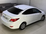 Hyundai Accent-14