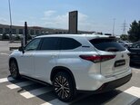 Toyota Highlander-4