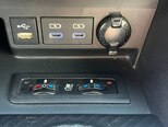Toyota Highlander-12