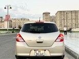 Nissan Tiida-2