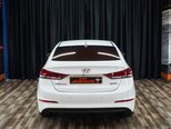 Hyundai Avante-9