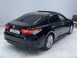 Toyota Camry-6