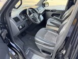 Volkswagen Multivan-9
