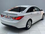 Hyundai Sonata-5