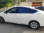 Toyota Prius-8