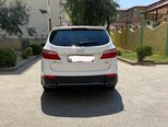 Hyundai Grand Santa Fe-2