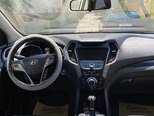 Hyundai Grand Santa Fe-3