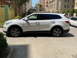 Hyundai Grand Santa Fe-6