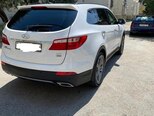 Hyundai Grand Santa Fe-9