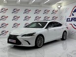 Lexus ES 300h-13