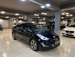 Hyundai Elantra-2