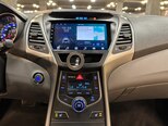 Hyundai Elantra-9