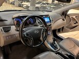 Hyundai Elantra-8
