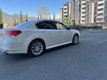 Subaru Legacy-5