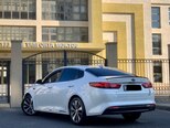 Kia K5-7
