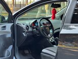 Chevrolet Aveo-11