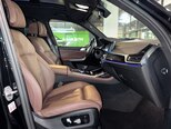 BMW X7-10