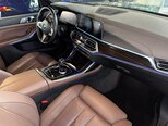 BMW X7-11