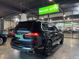 BMW X7-6