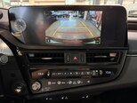 Lexus ES 300h-14