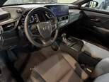Lexus ES 300h-8