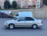 Nissan Sunny-6