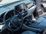 Toyota Highlander-12