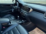Kia Sorento-12