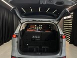 Kia Carnival-14