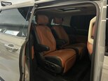 Kia Carnival-13