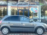 Kia Rio-10