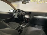 Volkswagen Jetta-14