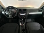 Volkswagen Jetta-17