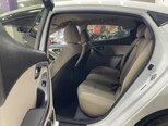 Hyundai Elantra-8