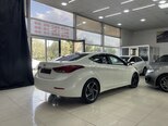 Hyundai Elantra-10