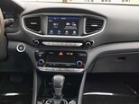 Hyundai IONIQ-16