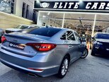 Hyundai Sonata-23