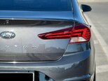 Hyundai Elantra-11
