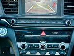 Hyundai Elantra-13