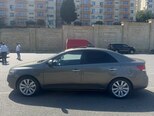 Kia Cerato-4