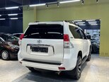Toyota Land Cruiser Prado-8