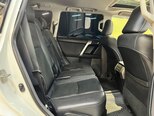 Toyota Land Cruiser Prado-13