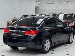Chevrolet Cruze-9