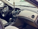 Chevrolet Cruze-13