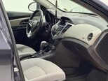 Chevrolet Cruze-10
