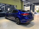 Kia Cerato-8