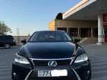 Lexus CT 200h-1